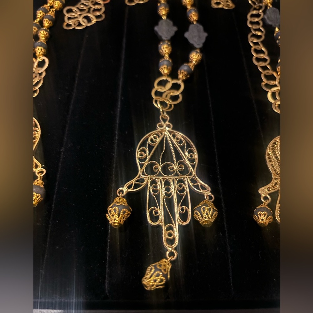 Unique Necklace with Amber Embellishments